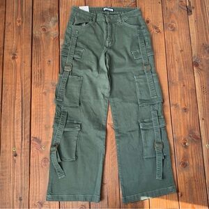 y2k green streetwear cargo utility pants size medium NWT